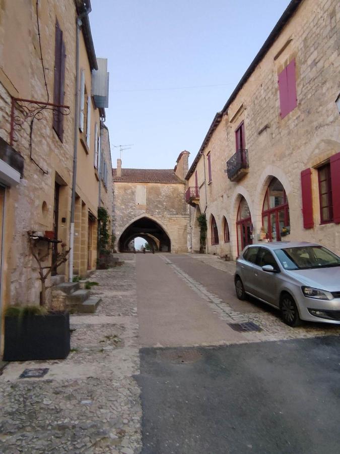 Bed and Breakfast Au Bonheur Des Ruelles à Monpazier Extérieur photo